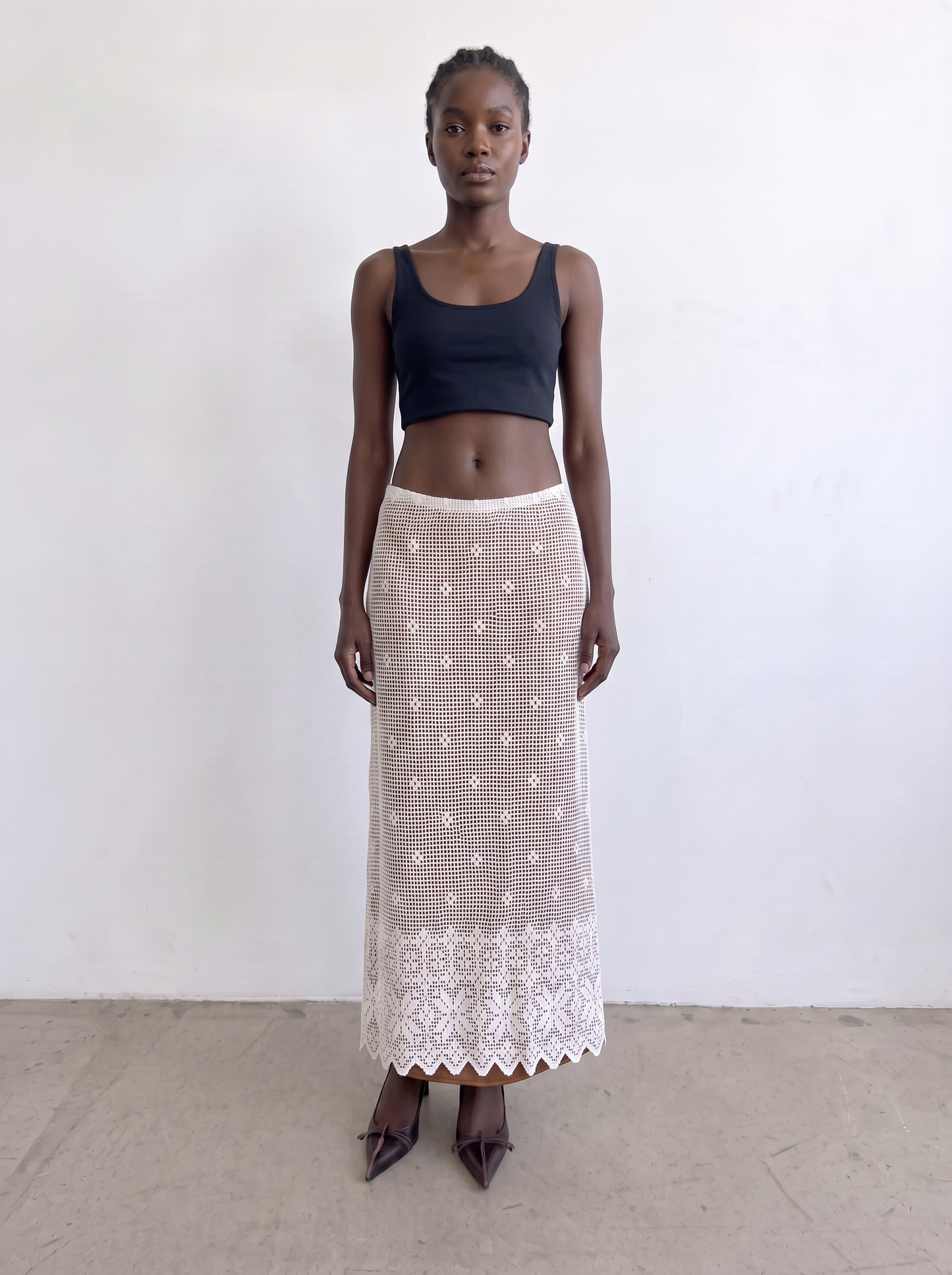 Curtain No. 024 | Long Lace Skirt